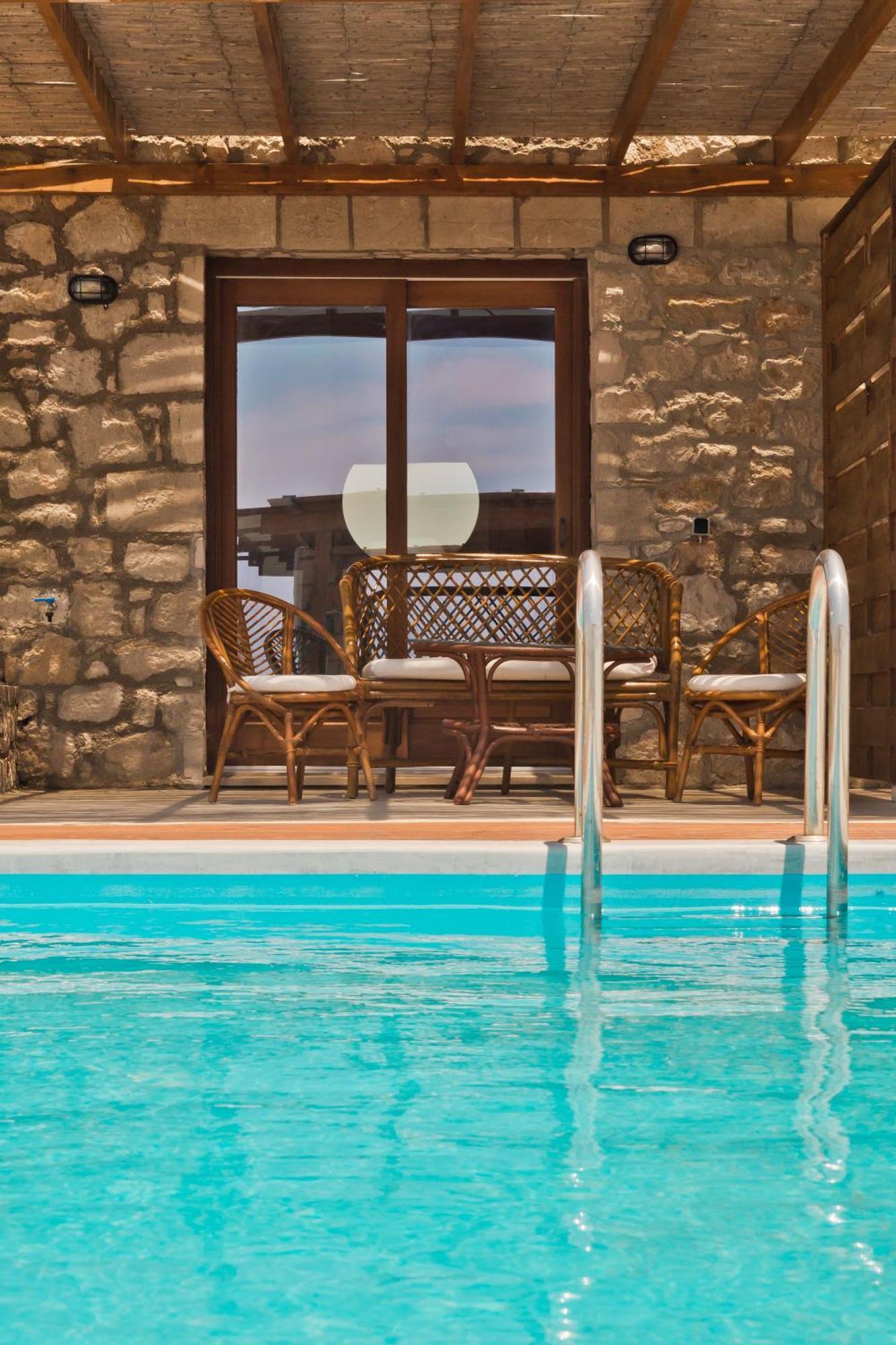 Michaliou Kipos Luxury Villas Afiartis Dış mekan fotoğraf
